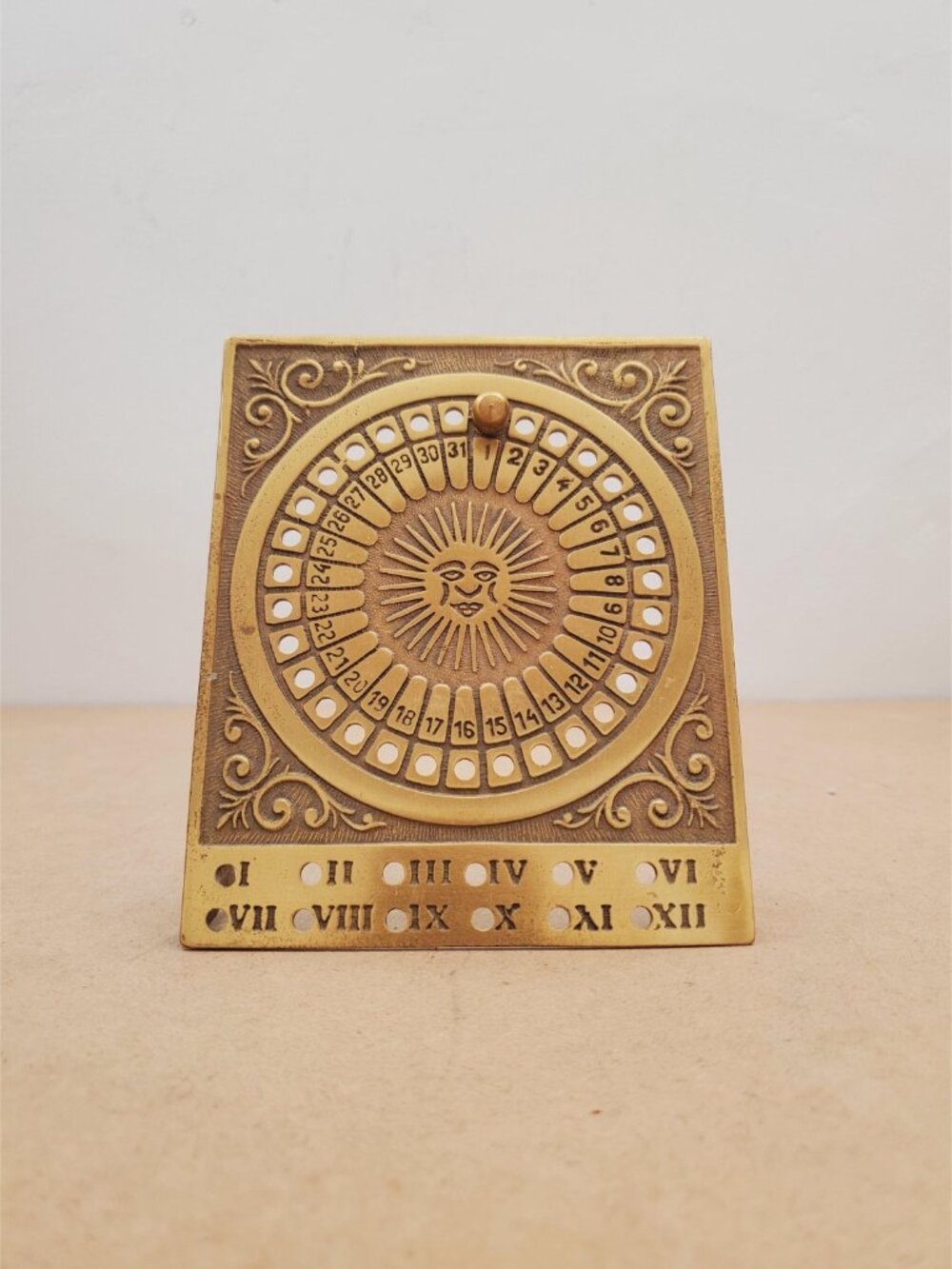 Vintage Brass Perpetual Sundial Calendar. MISSING 1 PEG Unique Housewarming, - Picture 2 of 12